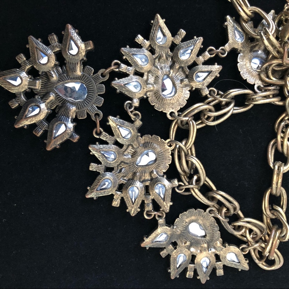 Rustic Floral Chain Necklace - Picture 3 of 3